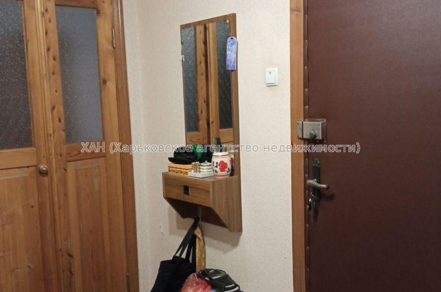 Продам квартиру, Каденюка ул. , 2  ком., 44.50 м², косметический ремонт 