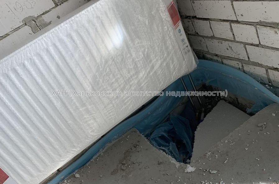 Продам квартиру, 2  ком., 57 м², без внутренних работ 