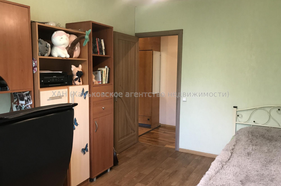 Продам квартиру, Академика Павлова ул. , 3 кім., 65 м², косметический ремонт 