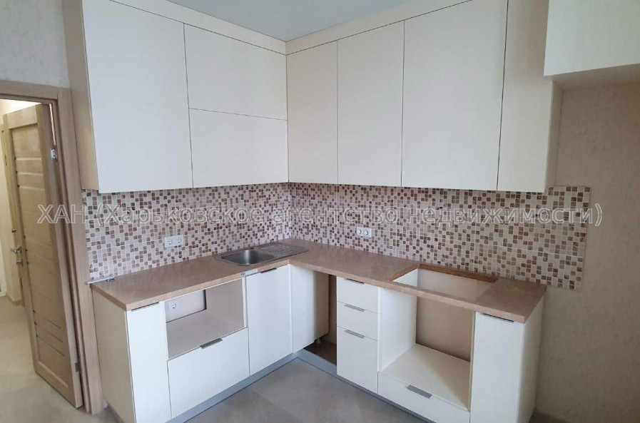 Продам квартиру, Барабашова академика ул. , 1  ком., 37 м², капитальный ремонт 