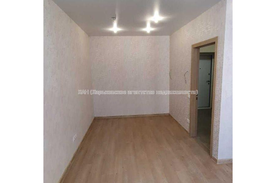 Продам квартиру, Барабашова академика ул. , 1  ком., 37 м², капитальный ремонт 