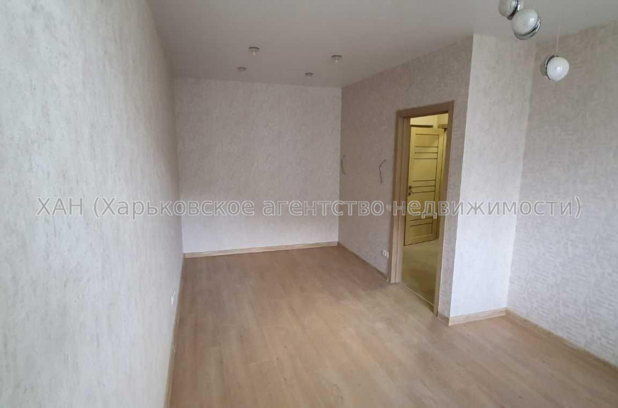 Продам квартиру, Барабашова академика ул. , 1  ком., 37 м², капитальный ремонт 