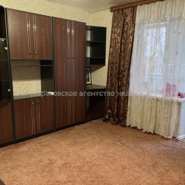 Продам квартиру, Ньютона ул. , 1  ком., 28 м², косметический ремонт