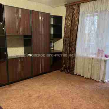 Продам квартиру, Ньютона ул. , 1  ком., 28 м², косметический ремонт 