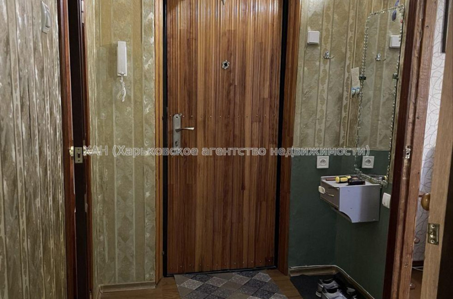 Продам квартиру, Ньютона ул. , 1  ком., 28 м², косметический ремонт 