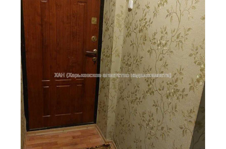 Продам квартиру, Деревянко ул. , 3  ком., 64 м², советский ремонт 