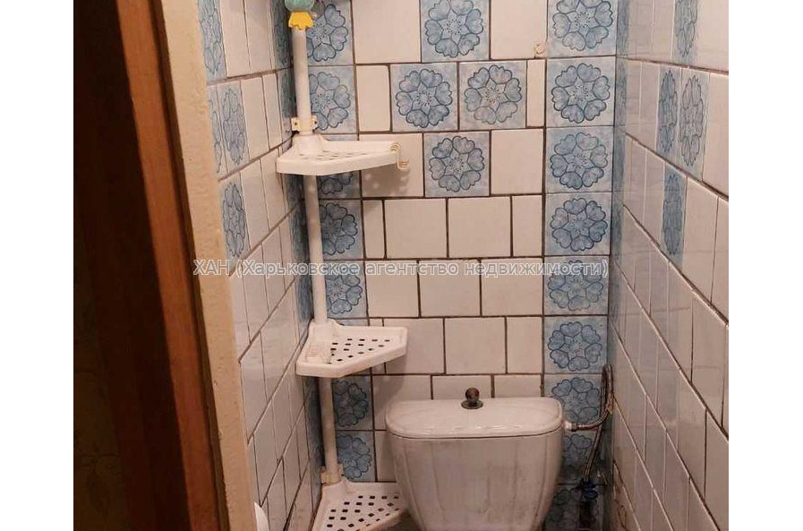 Продам квартиру, Деревянко ул. , 3  ком., 64 м², советский ремонт 