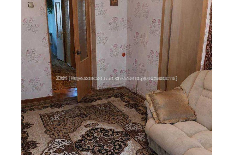 Продам квартиру, Деревянко ул. , 3  ком., 64 м², советский ремонт 