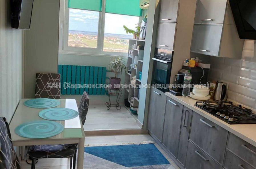 Продам квартиру, Жуковского просп. , 3  ком., 73 м², авторский дизайн 
