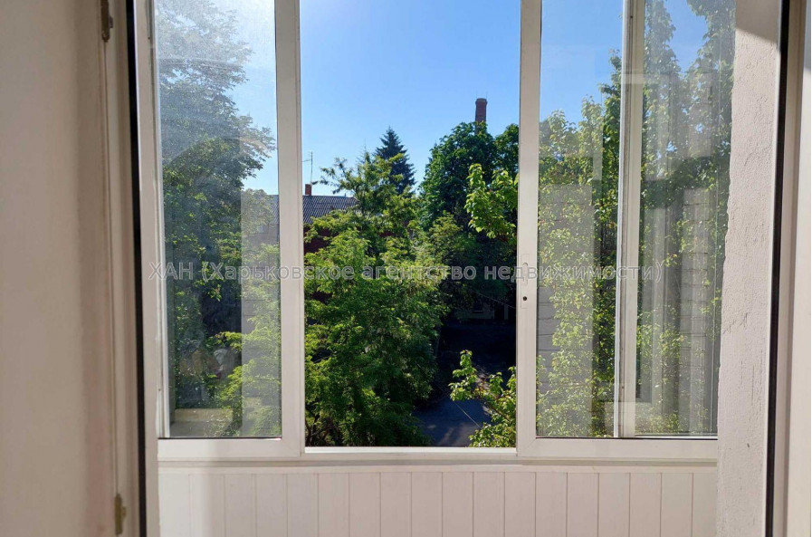 Продам квартиру, Куликовский спуск , 4  ком., 112.70 м², капитальный ремонт 