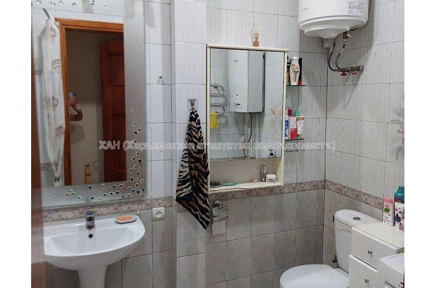 Продам квартиру, Куликовский спуск , 4 кім., 112.70 м², капитальный ремонт 