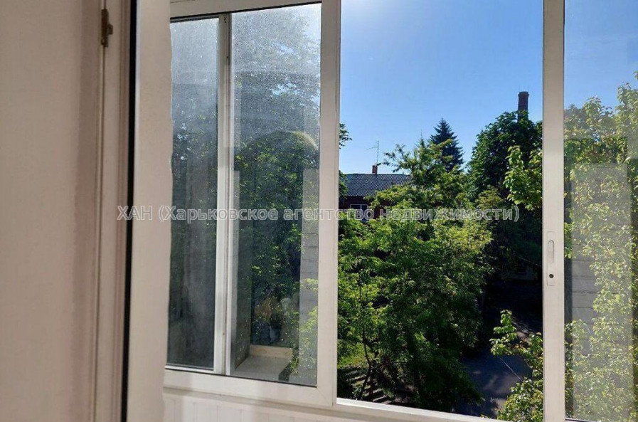 Продам квартиру, Куликовский спуск , 4 кім., 112.70 м², капитальный ремонт 