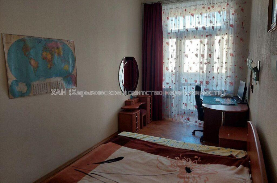 Продам квартиру, Куликовский спуск , 4 кім., 112.70 м², капитальный ремонт 