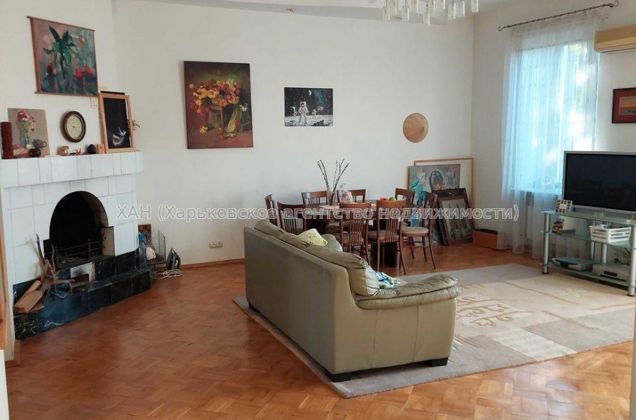 Продам квартиру, Куликовский спуск , 4  ком., 112.70 м², капитальный ремонт 