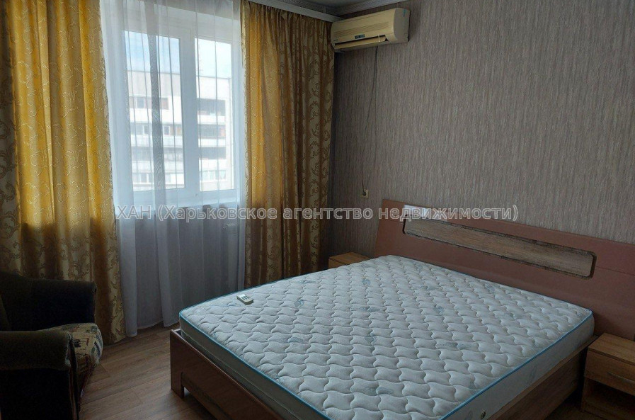 Продам квартиру, Деревянко ул. , 2  ком., 52 м², капитальный ремонт 