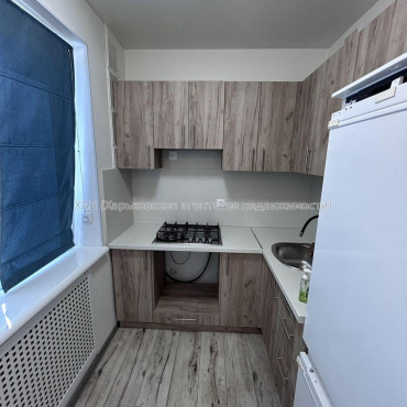 Продам квартиру, Бучмы ул. , 2 кім., 46.50 м², частичный ремонт 