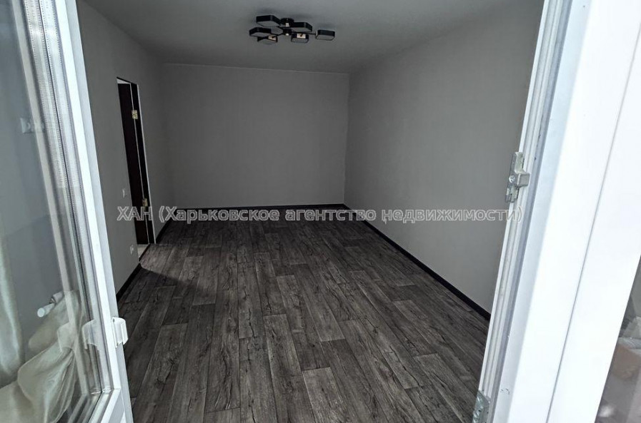 Продам квартиру, Бучмы ул. , 2 кім., 46.50 м², частичный ремонт 