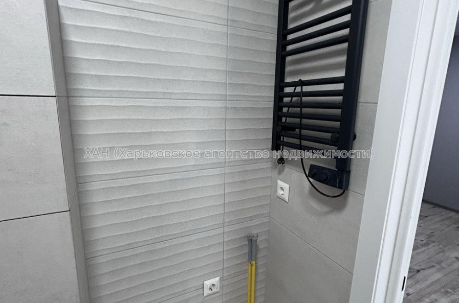 Продам квартиру, Бучмы ул. , 2 кім., 46.50 м², частичный ремонт 