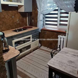 Продам квартиру, Героев Харькова просп. , 2  ком., 44 м², авторский дизайн