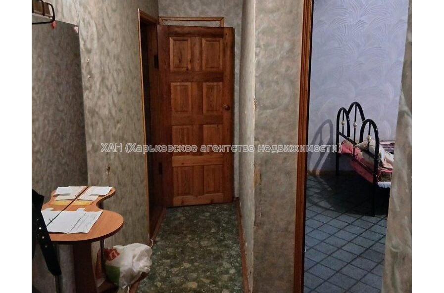 Продам квартиру, Харьковских Дивизий ул. , 2 кім., 49 м², косметический ремонт 