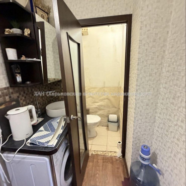 Продам квартиру, Стадионный проезд , 1 кім., 14.60 м², капитальный ремонт 