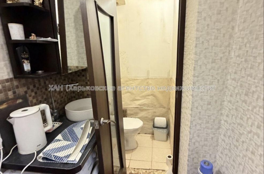 Продам квартиру, Стадионный проезд , 1 кім., 14.60 м², капитальный ремонт 