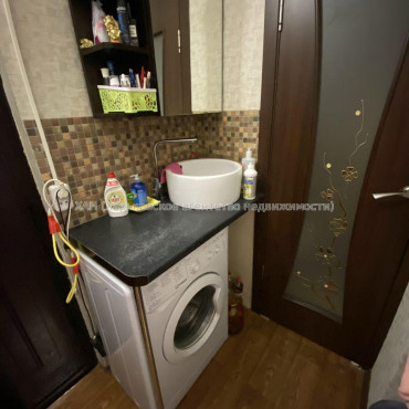 Продам квартиру, Стадионный проезд , 1  ком., 14.60 м², капитальный ремонт 