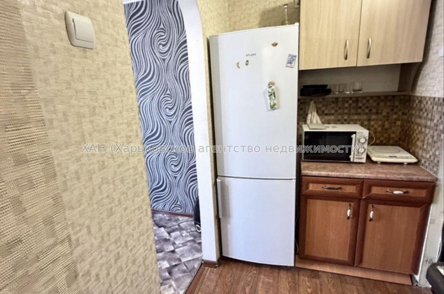 Продам квартиру, Стадионный проезд , 1 кім., 14.60 м², капитальный ремонт 
