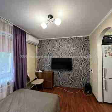 Продам квартиру, Стадионный проезд , 1  ком., 14.60 м², советский ремонт 