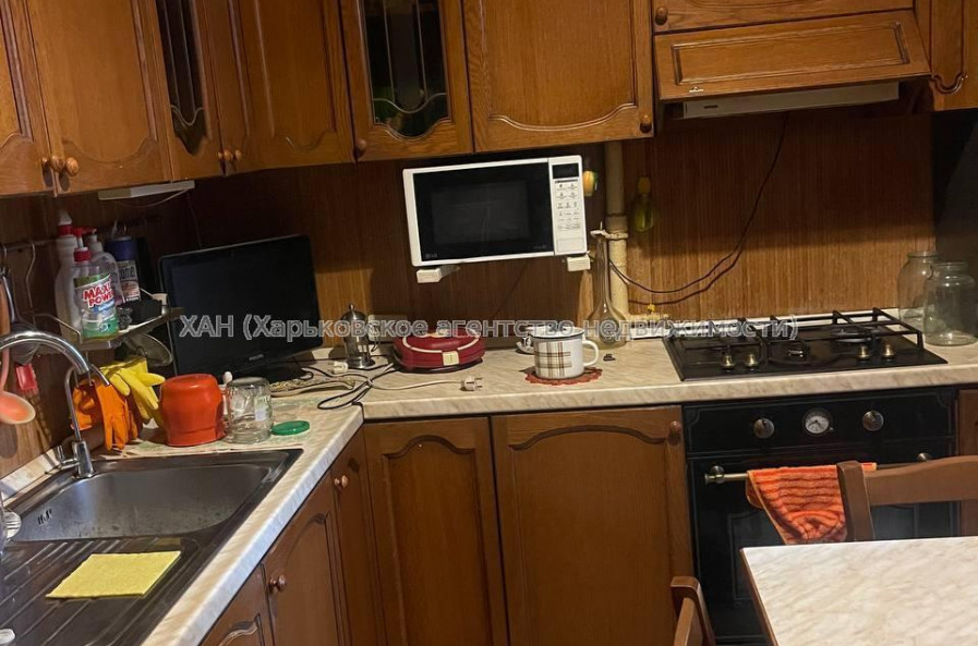 Здам квартиру, Чичибабина Бориса ул. , 3 кім., 57 м², капитальный ремонт 