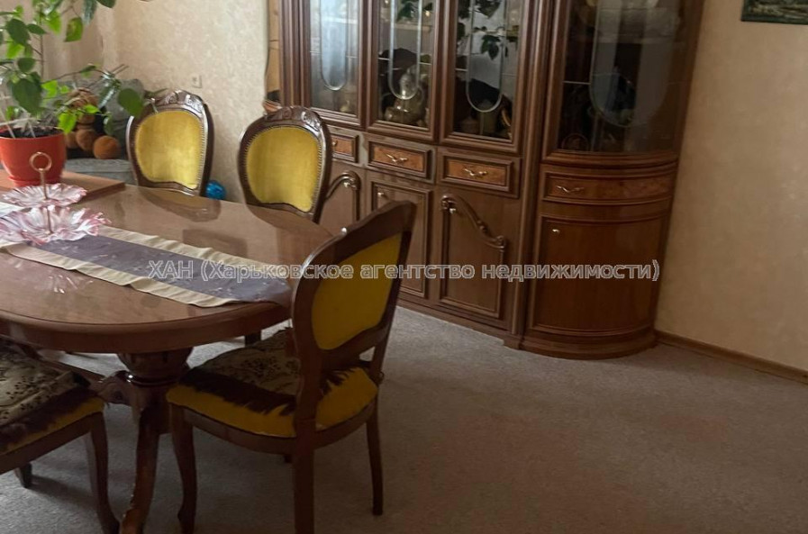 Здам квартиру, Чичибабина Бориса ул. , 3 кім., 57 м², капитальный ремонт 
