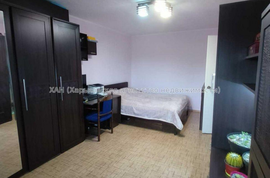 Продам квартиру, Глобинская ул. , 1  ком., 38.60 м², советский ремонт 