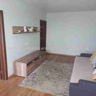 Продам квартиру, Амосова ул. , 4  ком., 70 м², капитальный ремонт 