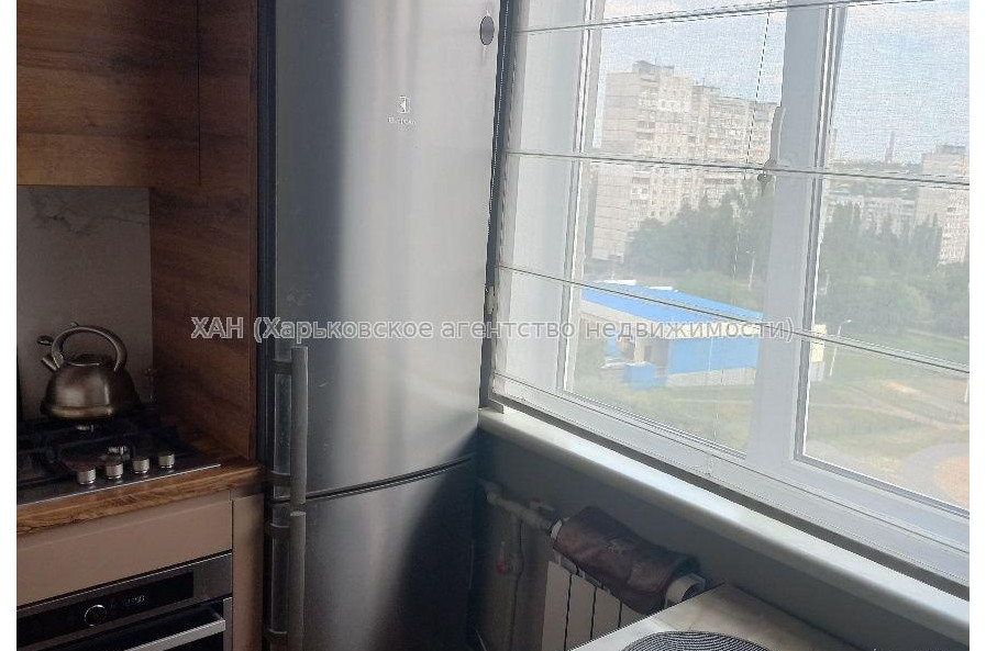 Продам квартиру, Амосова ул. , 4  ком., 70 м², капитальный ремонт 