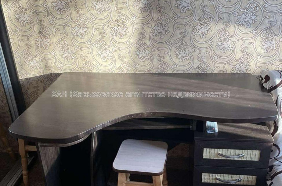 Продам квартиру, Светлая ул. , 1  ком., 10 м², косметический ремонт 