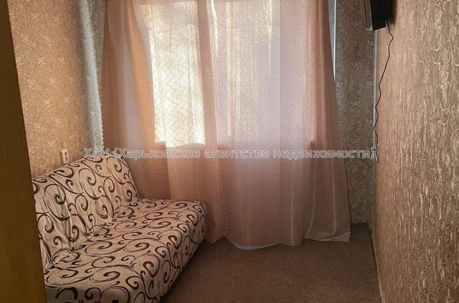 Продам квартиру, Светлая ул. , 1  ком., 10 м², косметический ремонт 
