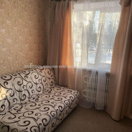 Продам квартиру, Светлая ул. , 1  ком., 10 м², косметический ремонт