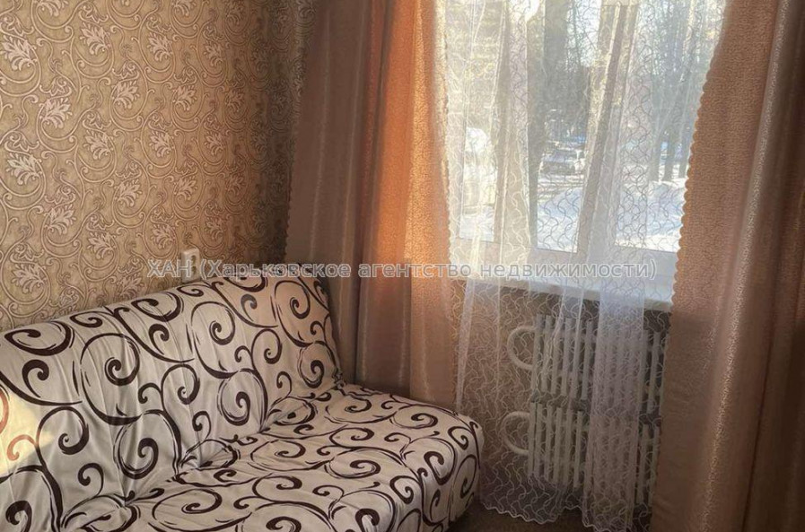 Продам квартиру, Светлая ул. , 1  ком., 10 м², косметический ремонт 