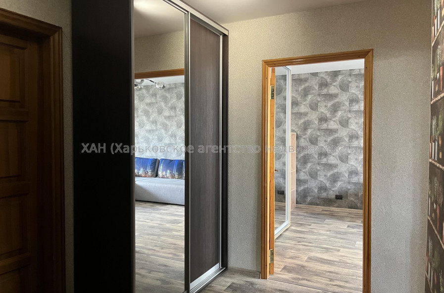 Продам квартиру, Юбилейный просп. , 61А , 3  ком., 67 м², капитальный ремонт 