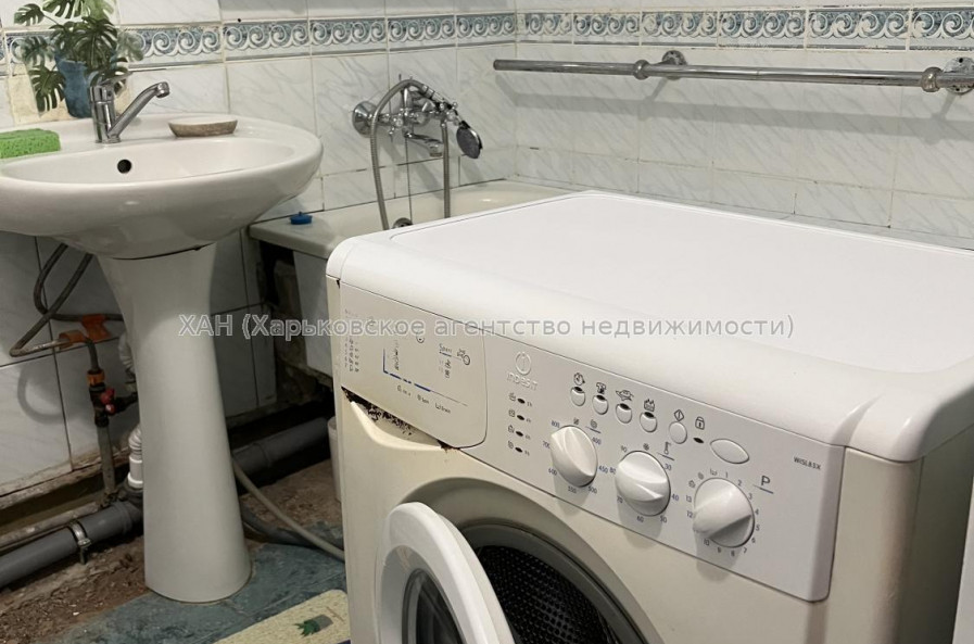 Продам квартиру, Юбилейный просп. , 61А , 3  ком., 67 м², капитальный ремонт 