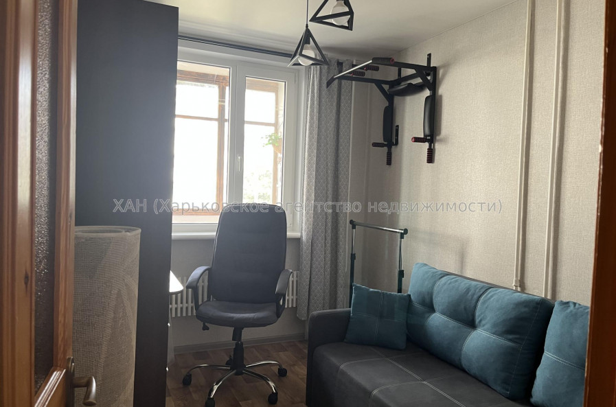 Продам квартиру, Юбилейный просп. , 61А , 3  ком., 67 м², капитальный ремонт 