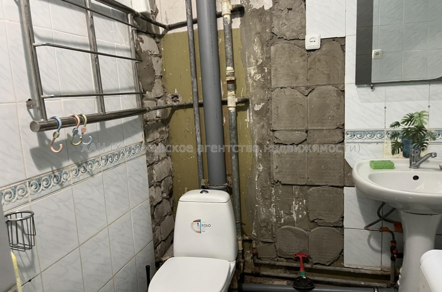 Продам квартиру, Юбилейный просп. , 61А , 3  ком., 67 м², капитальный ремонт 