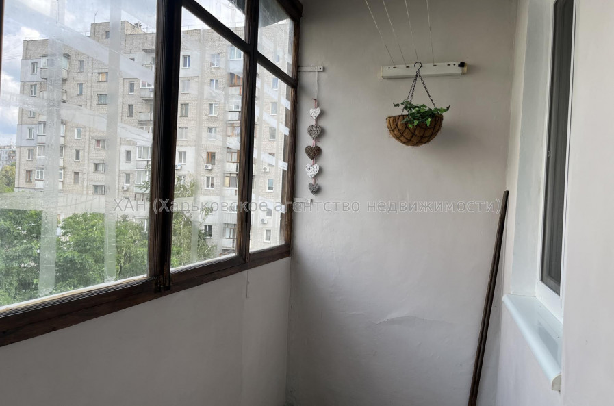 Продам квартиру, Юбилейный просп. , 61А , 3  ком., 67 м², капитальный ремонт 