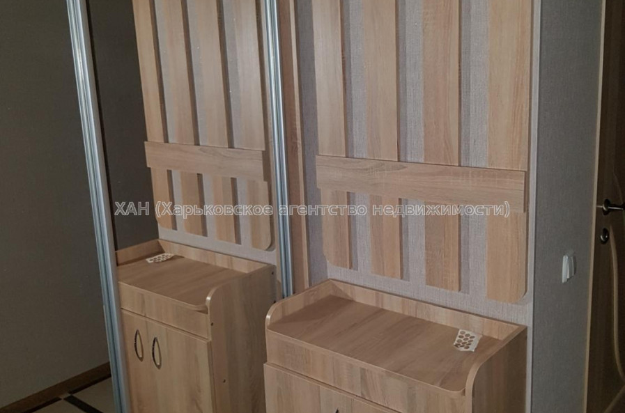 Сдам квартиру, Валентиновская ул. , 25В , 1  ком., 33 м², капитальный ремонт 