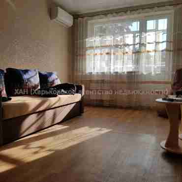Сдам квартиру, Валентиновская ул. , 25В , 1  ком., 33 м², капитальный ремонт 