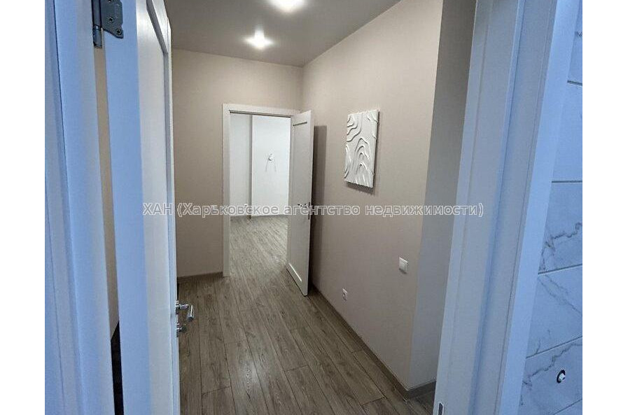 Продам квартиру, Драгоманова ул. , 2  ком., 48 м², евроремонт 