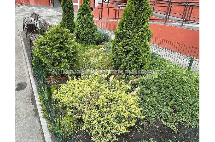 Продам квартиру, Драгоманова ул. , 2  ком., 48 м², евроремонт 