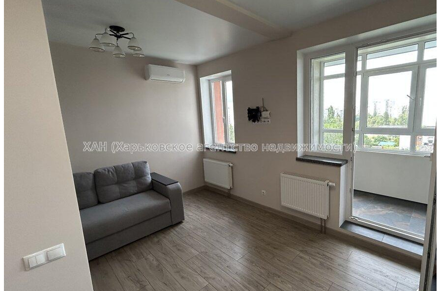 Продам квартиру, Драгоманова ул. , 2  ком., 48 м², евроремонт 