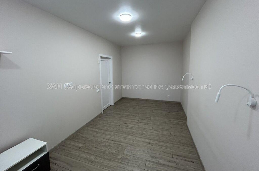 Продам квартиру, Драгоманова ул. , 2  ком., 48 м², евроремонт 