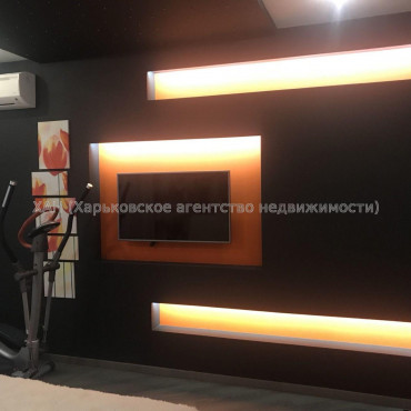 Продам квартиру, Дача 55 ул. , 3 кім., 68 м², евроремонт 